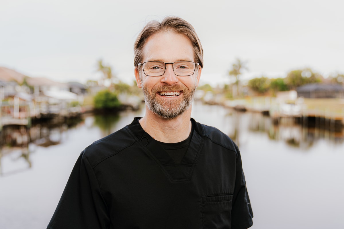 Family Dentist Cape Coral - Dr. Jerry T. McClaran